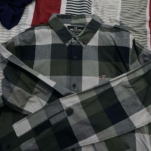 Men’s flannel shirt size M
